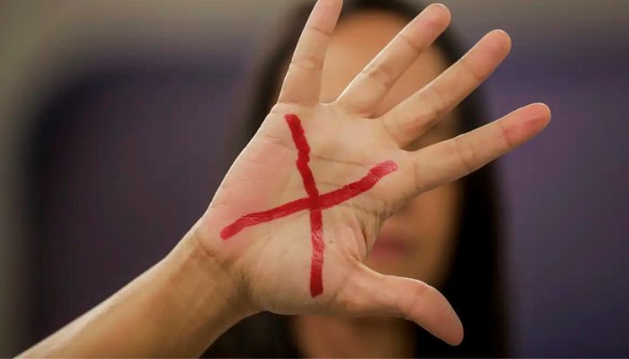 Mais de 70% das agressões contra mulheres têm testemunhas, diz estudo